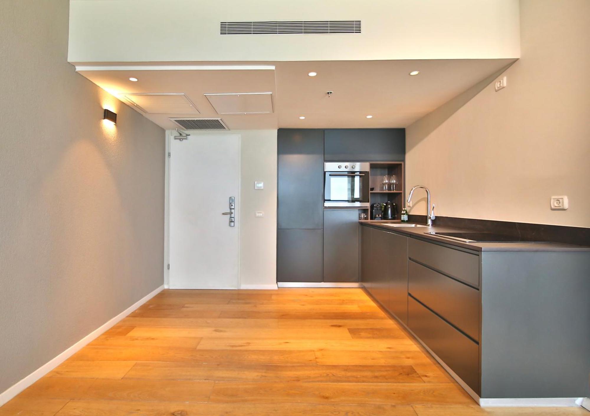 Luxury Suites By Notaly Ariel - Carmel Beach ハイファ 部屋 写真